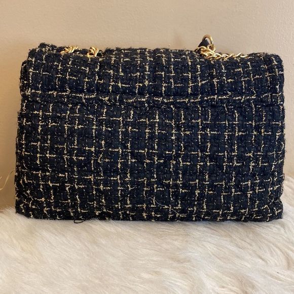 Steve Madden (Bledger)Shoulder Bag - Black & Gold - Picture 8 of 13